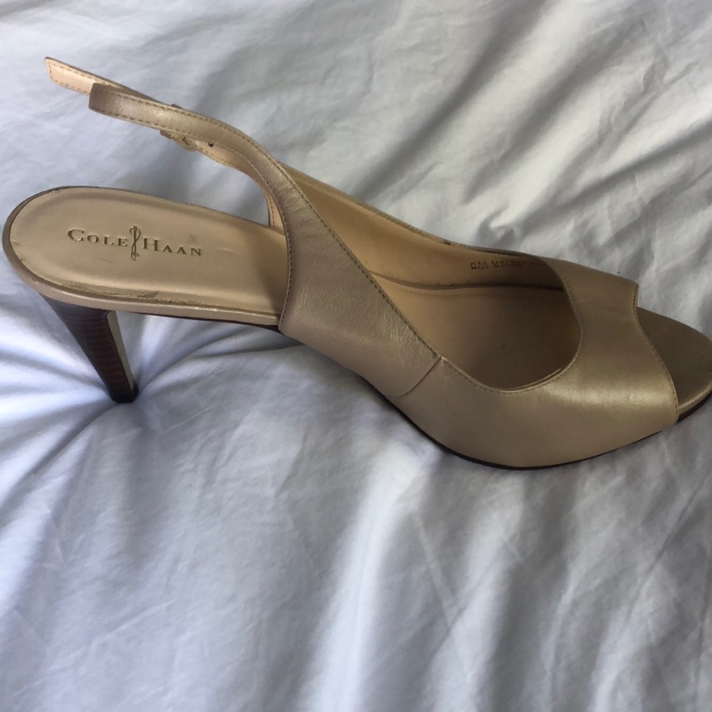 Cole Haan tan open toe pumps size 10.5